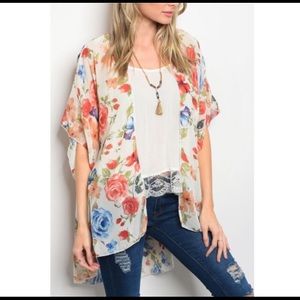 🆕 Beautiful floral kimono